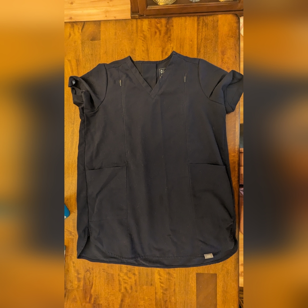 Navy Figs maternity top xxs